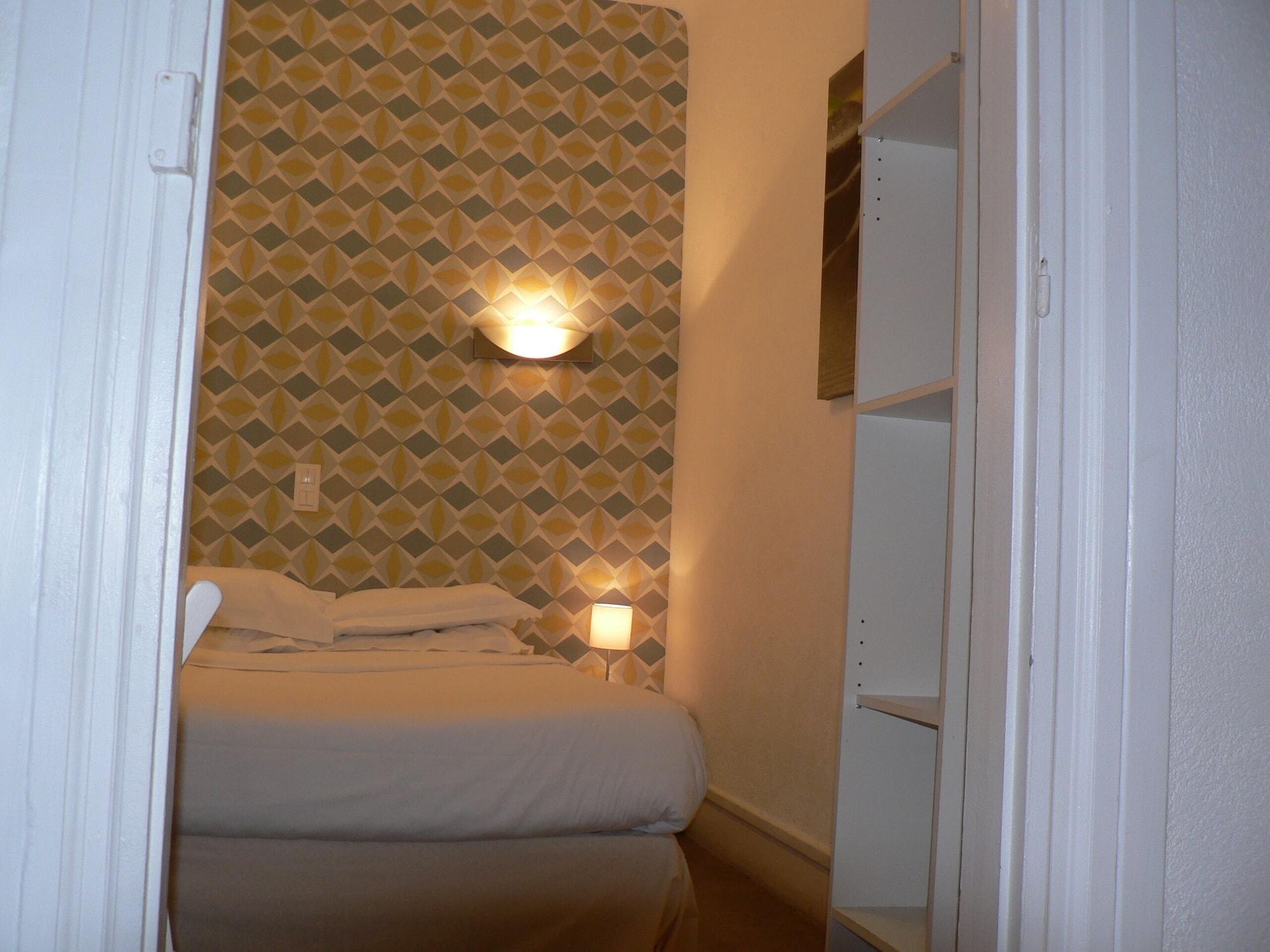 Hotel Les Alizes Biarritz Exterior photo