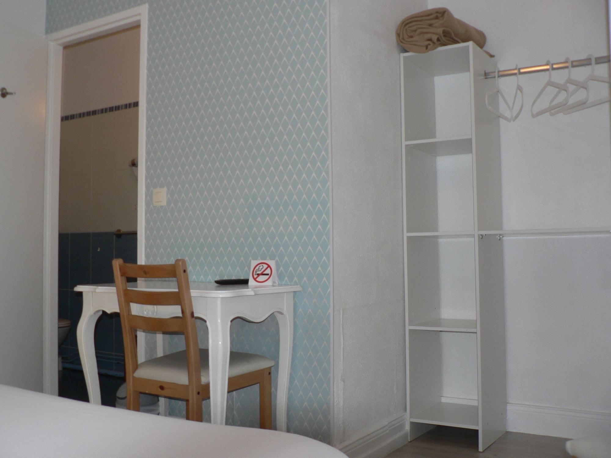 Hotel Les Alizes Biarritz Exterior photo