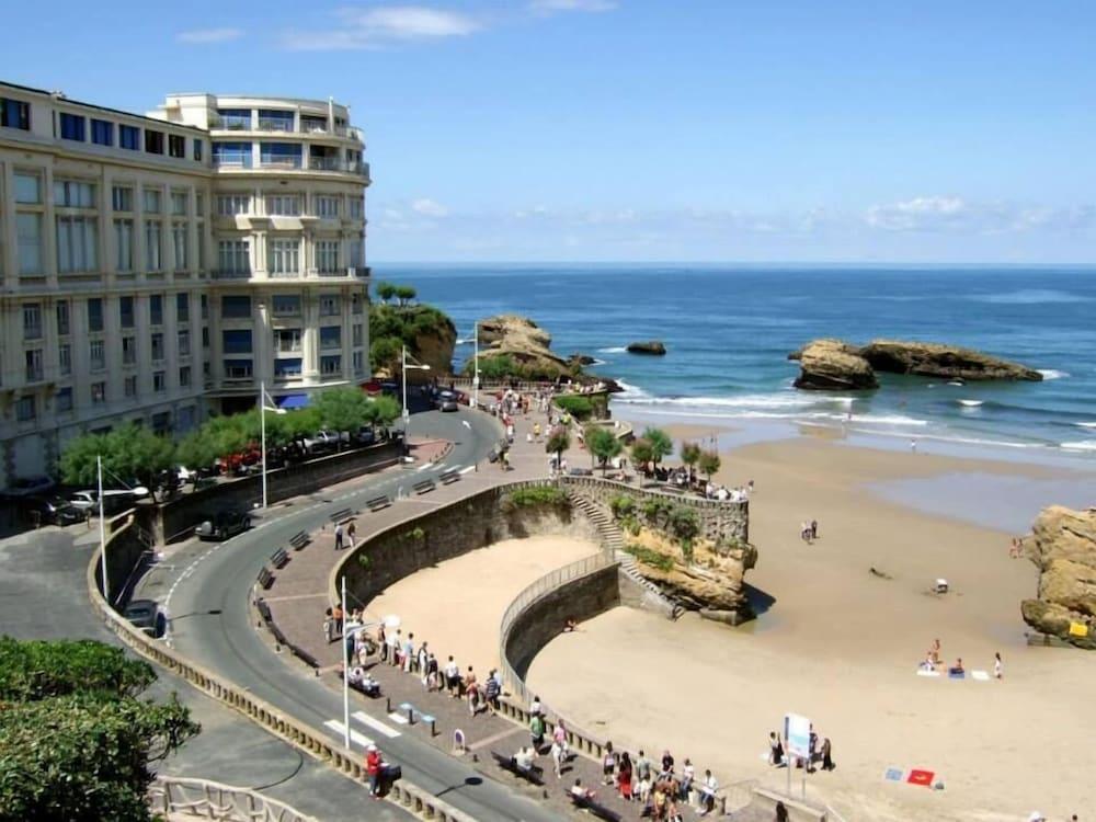Hotel Les Alizes Biarritz Exterior photo