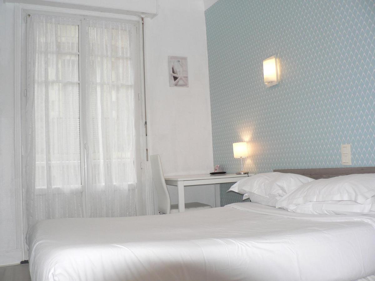 Hotel Les Alizes Biarritz Exterior photo