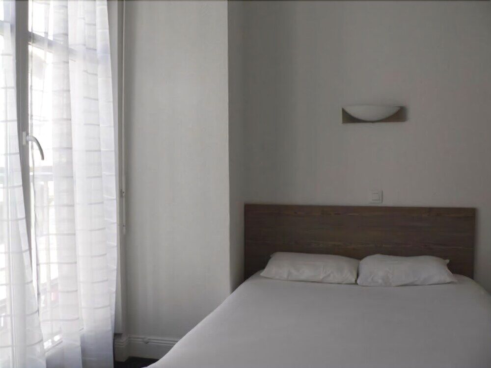 Hotel Les Alizes Biarritz Exterior photo